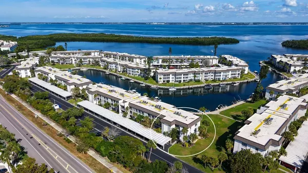 Longboat Key, FL 34228,4350 CHATHAM DR #208