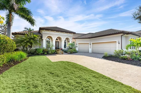 3531 FOUNDERS CLUB DR, Sarasota, FL 34240
