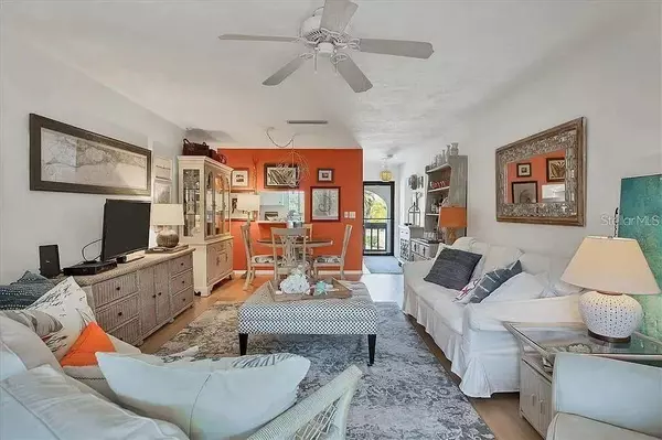 Sarasota, FL 34231,1650 STICKNEY POINT RD #50-202