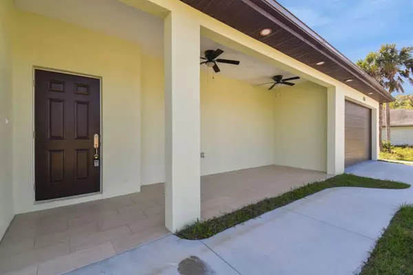 Port Charlotte, FL 33953,406 BORDER ST