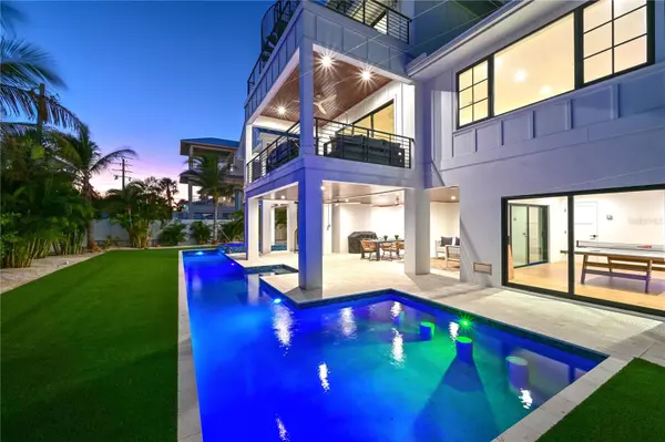 Holmes Beach, FL 34217,305 55TH ST