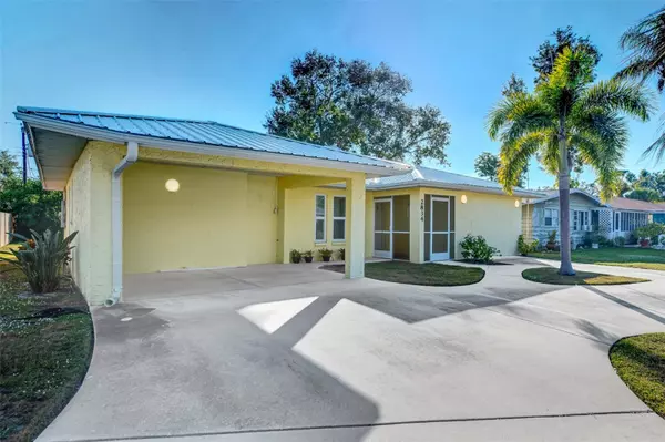 Sarasota, FL 34231,2834 NEW ENGLAND ST