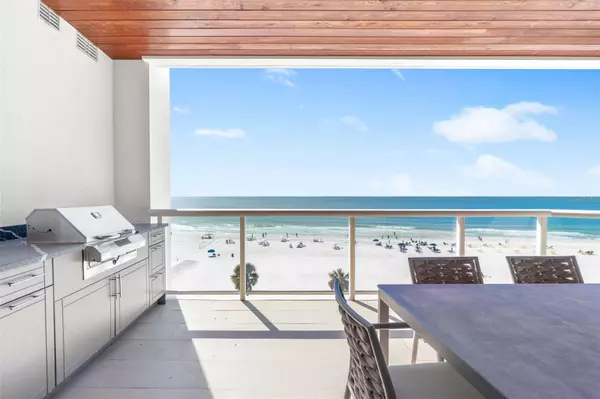 Sarasota, FL 34242,1035 SEASIDE DR #603