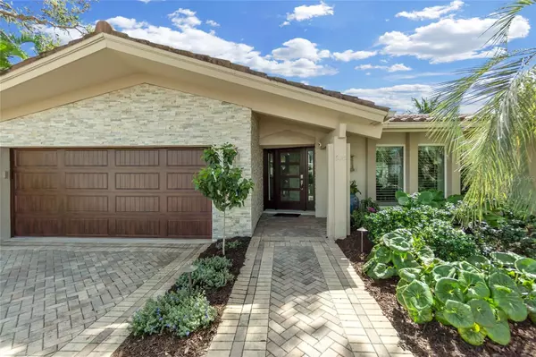 Sarasota, FL 34242,518 VENICE LN