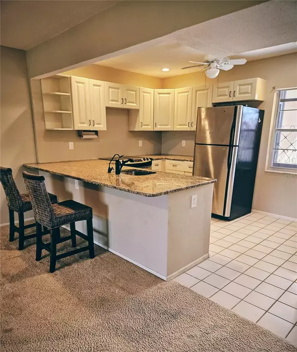 Nokomis, FL 34275,215 RUBENS DR #215G