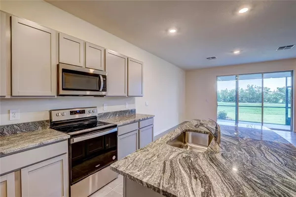 Bradenton, FL 34211,17440 CRESCENT MOON LOOP