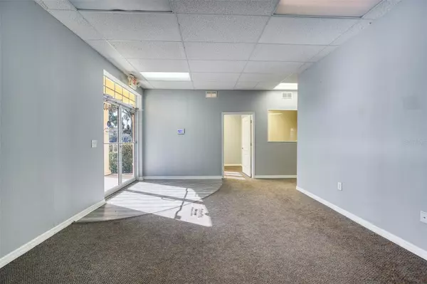 Brandon, FL 33511,1040 E BRANDON BLVD