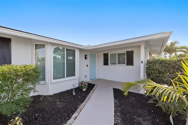 Sarasota, FL 34231,2430 POST RD