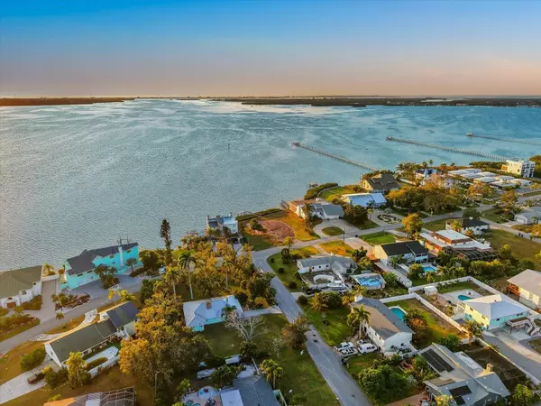 2308 PALMA SOLA BLVD, Bradenton, FL 34209