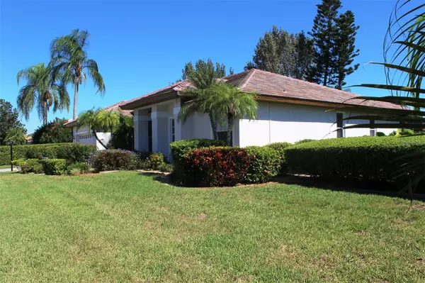 Sarasota, FL 34233,4469 GOLDEN LAKE DR