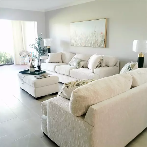 Sarasota, FL 34243,6191 TIMBER LAKE DR #A11