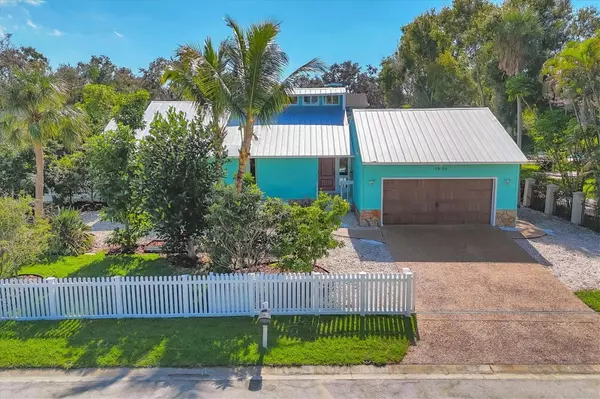 Bradenton, FL 34210,3804 BAYSIDE CIR