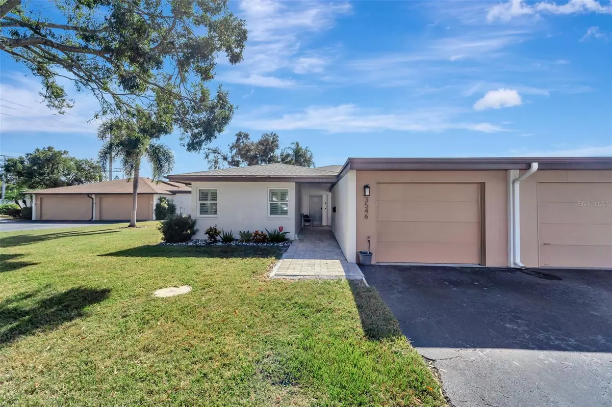 Sarasota, FL 34231,3546 AUBURN CT #240