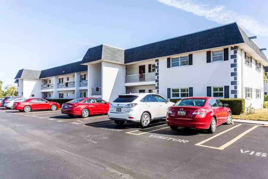 4705 5TH ST W #305, Bradenton, FL 34207