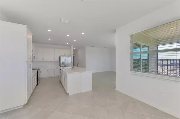 Venice, FL 34293,17565 OPAL SAND DR ##401