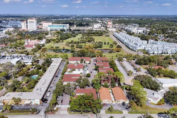 Sarasota, FL 34237,2121 WOOD ST #C110