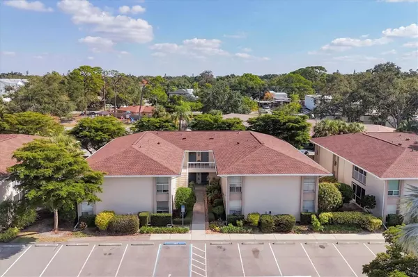 Sarasota, FL 34237,2121 WOOD ST #C110