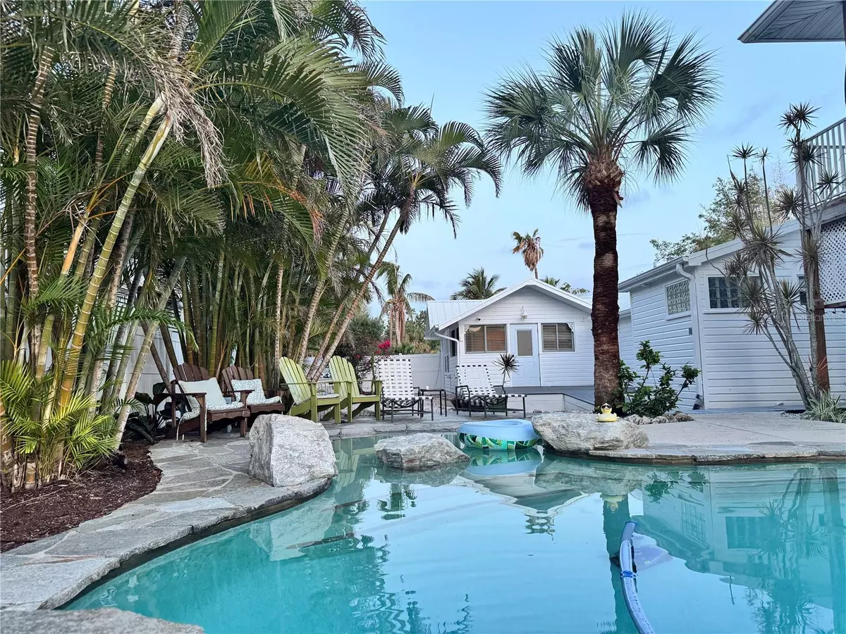 Longboat Key, FL 34228,701 BROADWAY ST