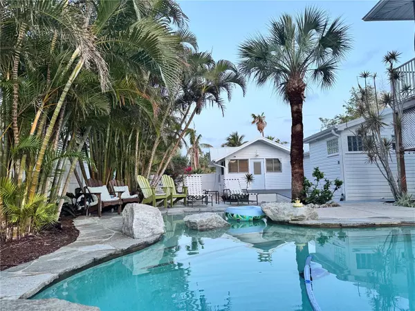 701 BROADWAY ST, Longboat Key, FL 34228