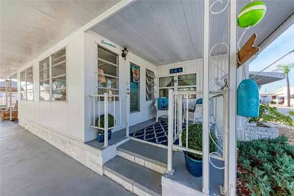 Bradenton, FL 34210,10315 CORTEZ RD W #17J