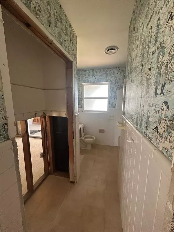 Nokomis, FL 34275,107 LOUELLA LN