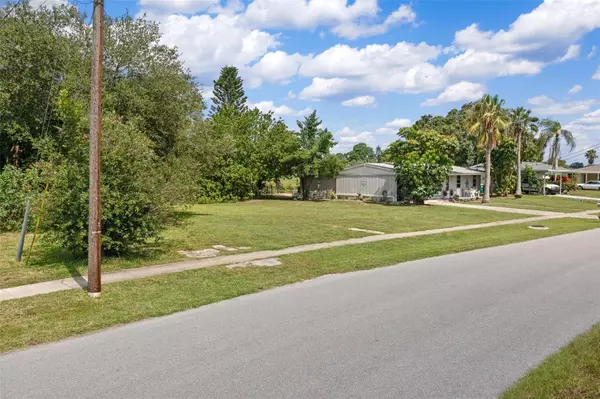 Port Charlotte, FL 33952,2312 STARLITE LN