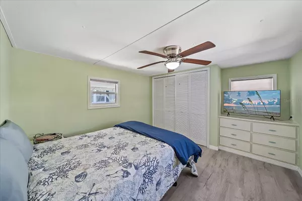 Palmetto, FL 34221,286 NASSAU DR