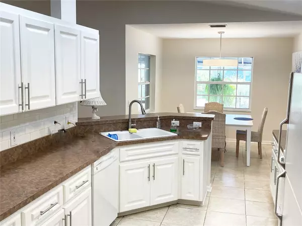 Venice, FL 34285,1012 LAUREL AVENUE