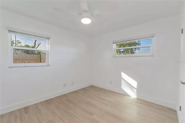 Venice, FL 34293,226 PARKVIEW DR