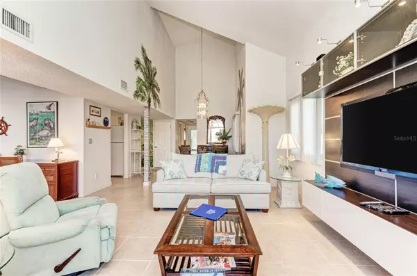 Longboat Key, FL 34228,4725 GULF OF MEXICO DR #314