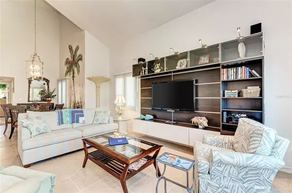 Longboat Key, FL 34228,4725 GULF OF MEXICO DR #314