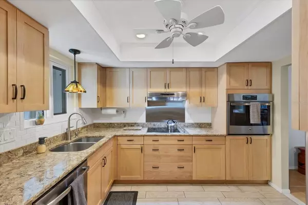 Sarasota, FL 34232,1521 LAKESIDE WAY #149