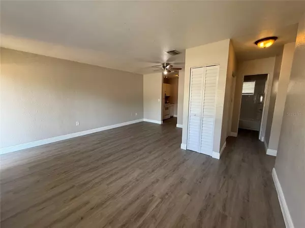 Sarasota, FL 34234,1704 CENTRAL AVE