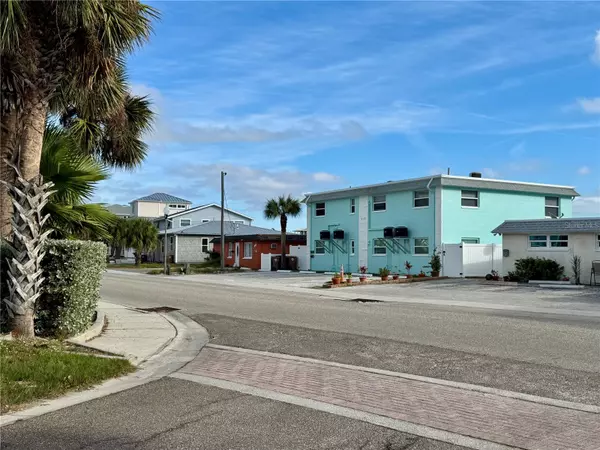Madeira Beach, FL 33708,117 140TH AVE E #A
