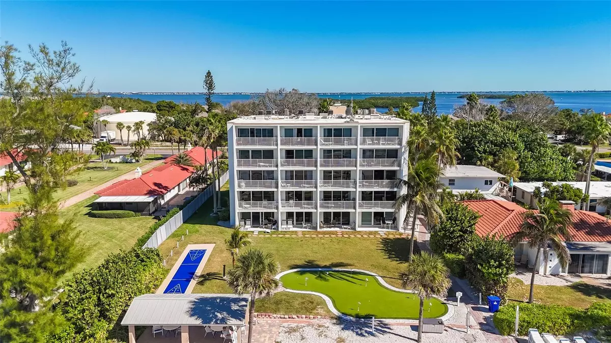 Longboat Key, FL 34228,4235 GULF OF MEXICO DR #T203