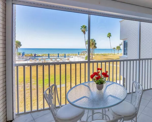 Longboat Key, FL 34228,4825 GULF OF MEXICO DR #202