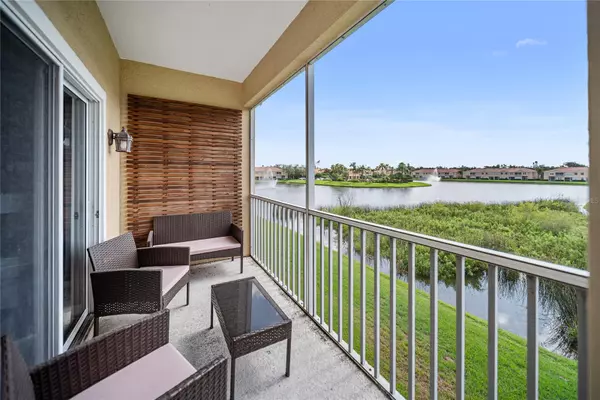 Sarasota, FL 34243,3760 PARKRIDGE CIR #23-204