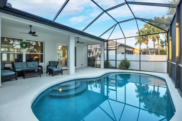 Bradenton, FL 34210,5127 44TH ST W