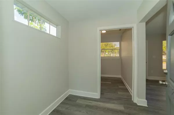 Bradenton, FL 34205,1715 17TH AVE W