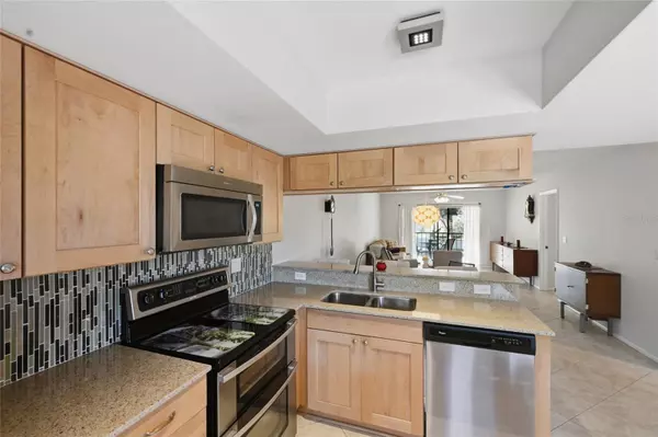 Sarasota, FL 34243,7845 EAGLE CREEK DR