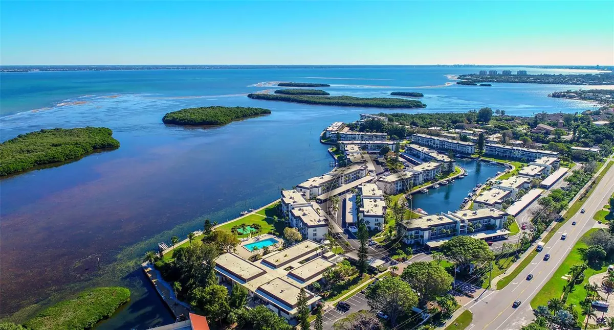 Longboat Key, FL 34228,4380 EXETER DR #H-103