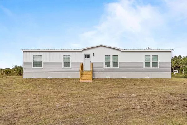 Okeechobee, FL 34972,15037 NW 284TH ST #P