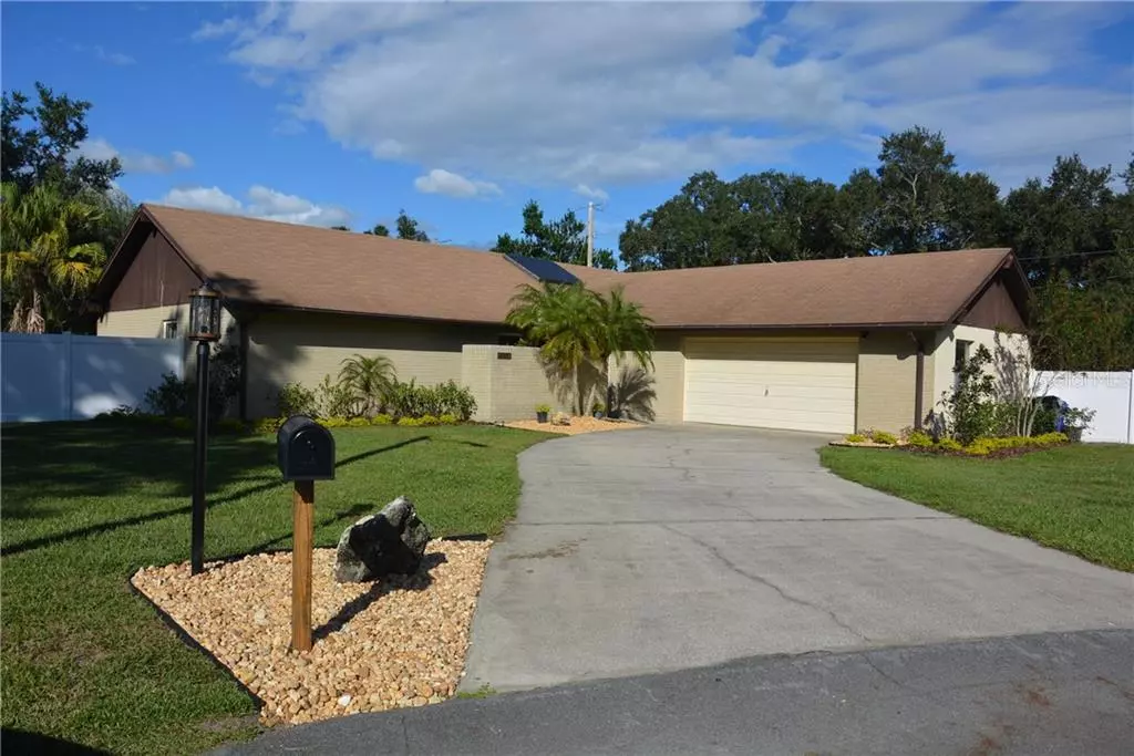 Lakeland, FL 33813,1034 LAMPLIGHTER LN