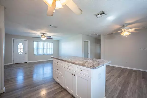 Lakeland, FL 33810,5111 N ORANGE AVE