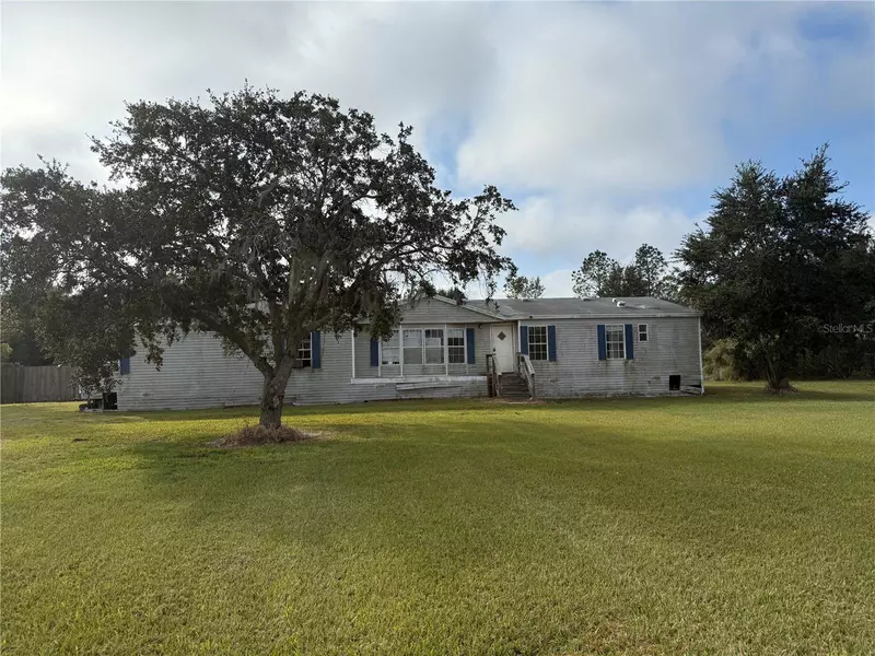 4452 ROUNDUP DR, Polk City, FL 33868