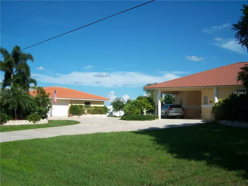 3260 PEACE RIVER DR, Punta Gorda, FL 33983