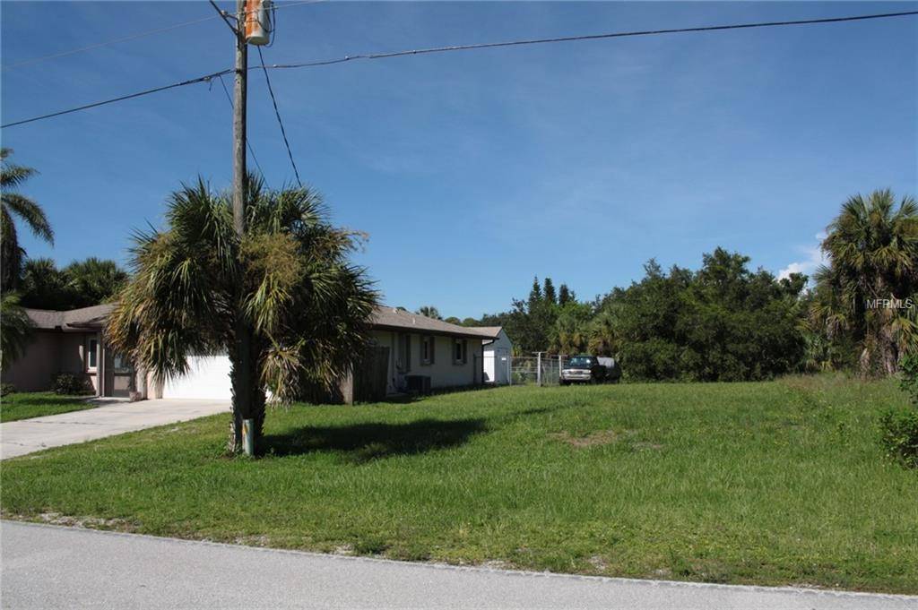 2113 CEDARWOOD ST, Port Charlotte, FL 33948