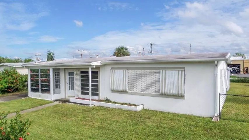 6204 DEMING AVE, North Port, FL 34287