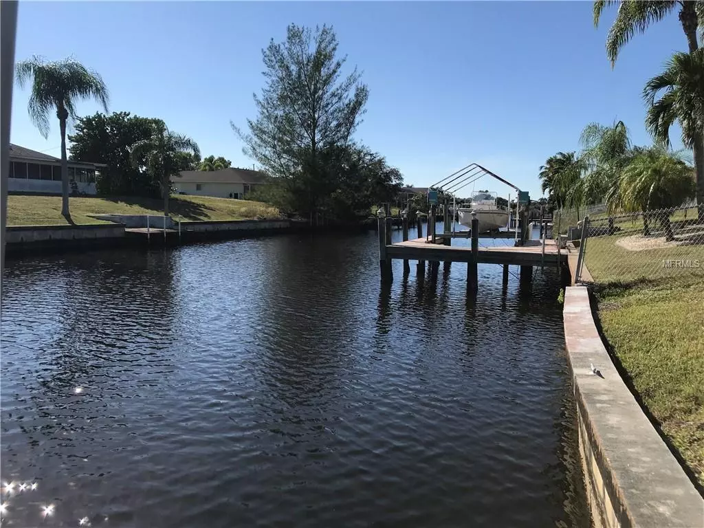 Cape Coral, FL 33990,1306 SE 15TH TER