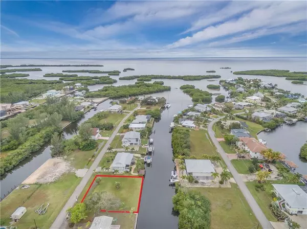 24230 HENRY MORGAN BLVD, Punta Gorda, FL 33955